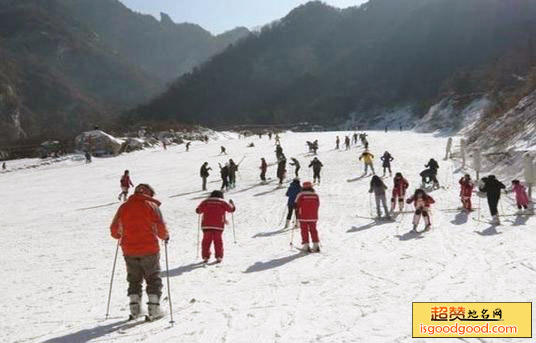 卧佛山滑雪场景点照片