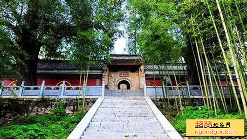 枣阳经济开发附近景点白竹园寺国家森林公园