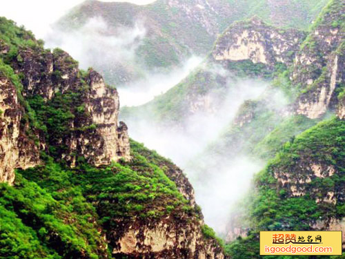 白石山附近景点仙人峪景区