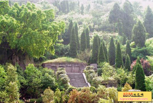 六祖附近景点佛手岭风景区