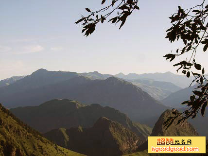 娘西附近景点果普白宗神山