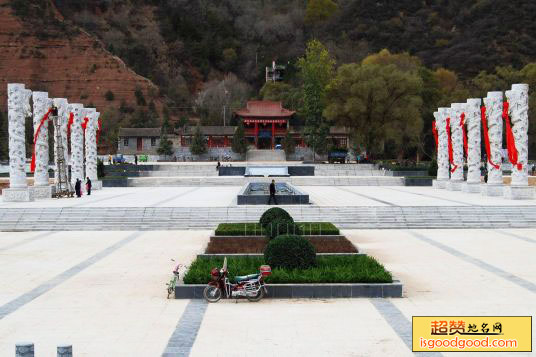 花所附近景点龙隐寺