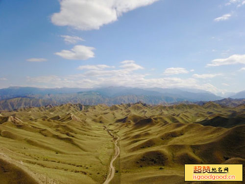 玛河大峡谷景点照片