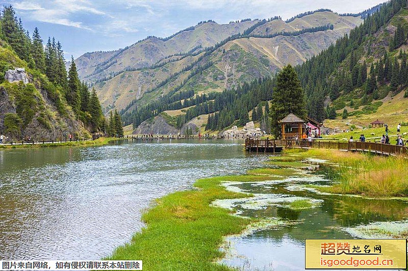 天山大峡谷景点照片