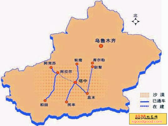 沙漠公路景点照片