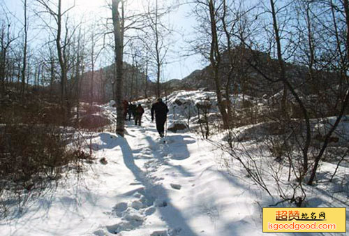 鹿泉西山森林公园景点照片