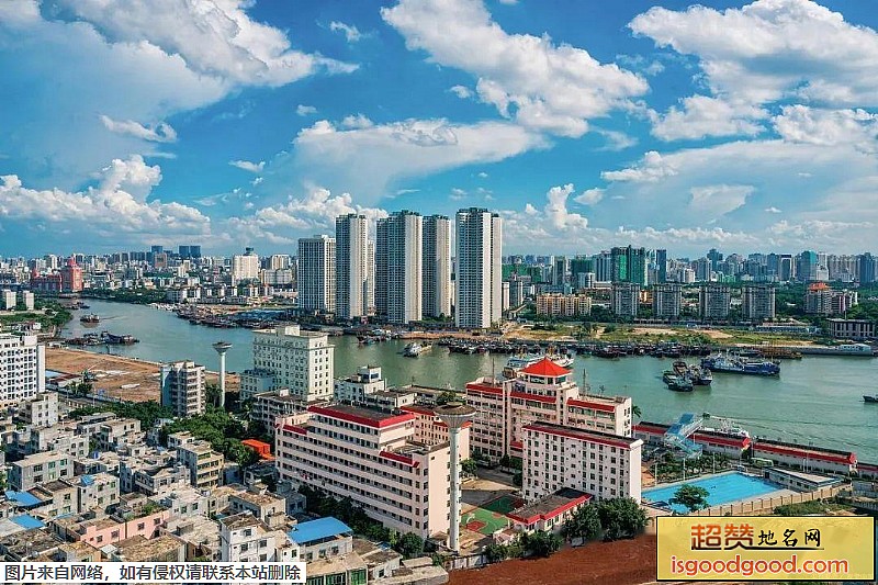 东兴市地标图片