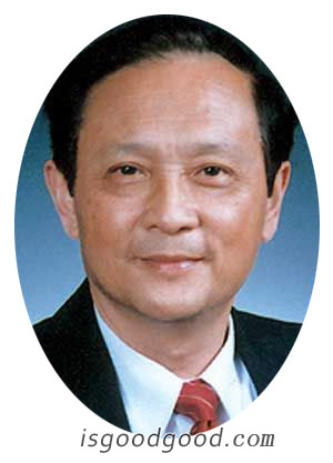 周国治人物照片