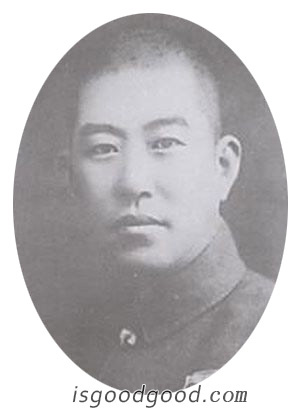 艾亚春人物照片