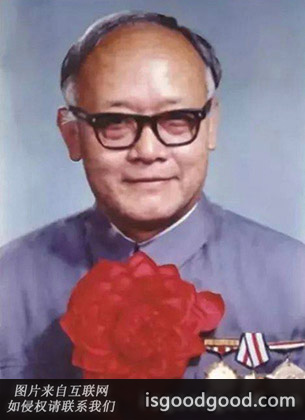 李秉权人物照片