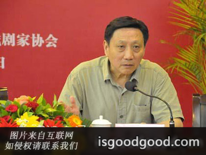 廖全京人物照片