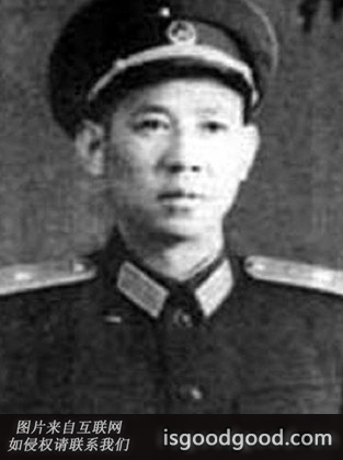 温先星人物照片