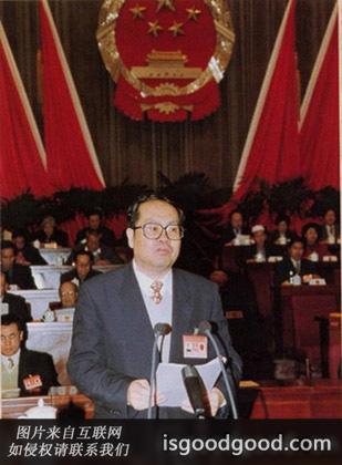 云布龙人物照片