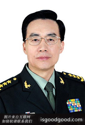 章沁生人物照片