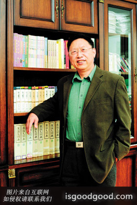 郝铭鉴人物照片