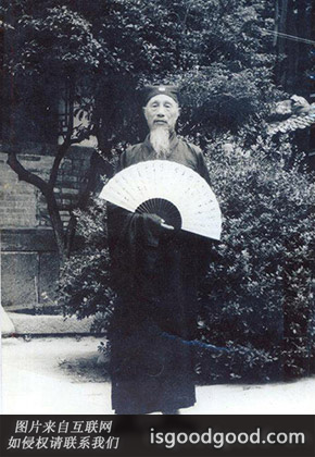 匡常修人物照片