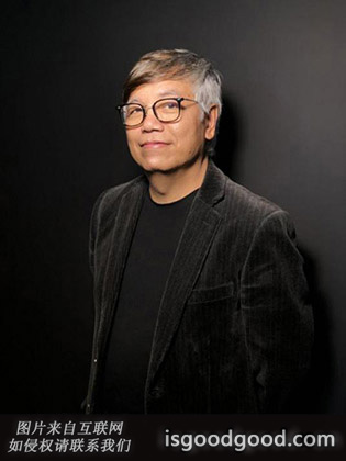 田启文人物照片