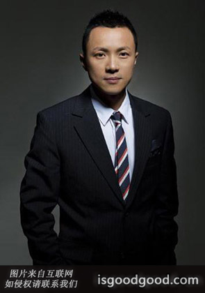 吴华新人物照片