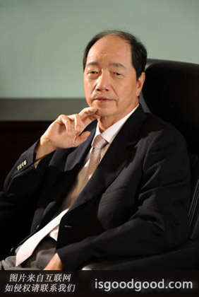 张虔生人物照片