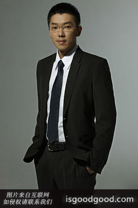 段钧豪人物照片