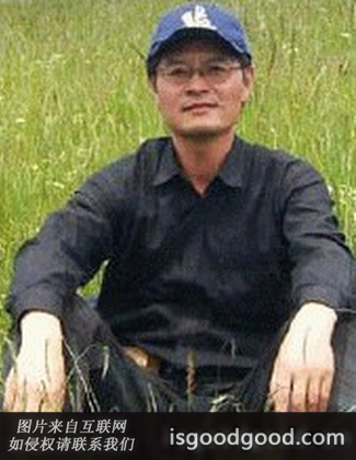 张导曦人物照片