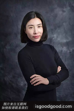 陈小英人物照片