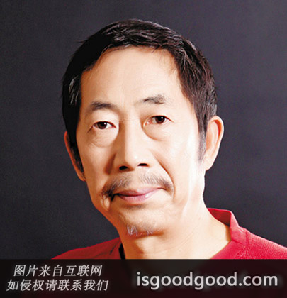 徐敬亚人物照片