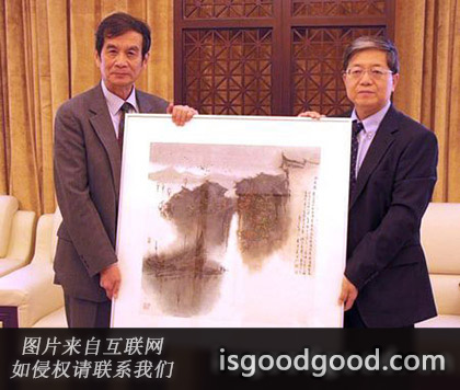 曹英义人物照片