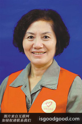 首嫣嫣人物照片