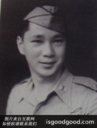 杨孟东人物照片