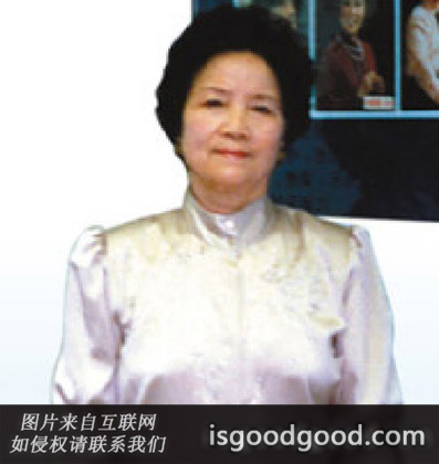 周碧珍人物照片