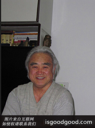 亢佐田人物照片