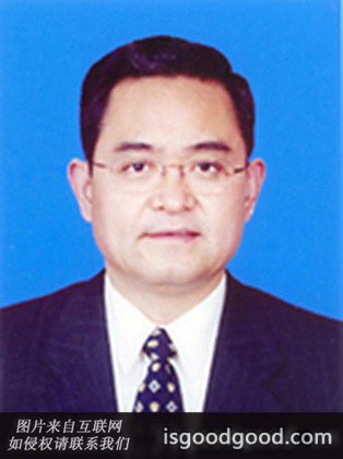 季允石人物照片