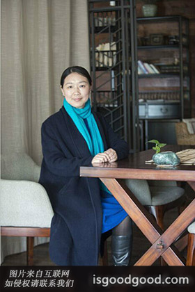 蒋胜男人物照片