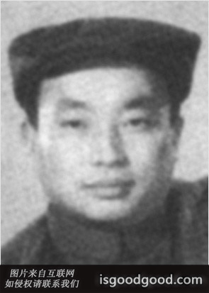 毕必成人物照片