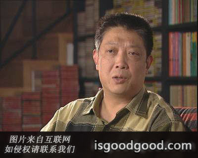 李杭育人物照片