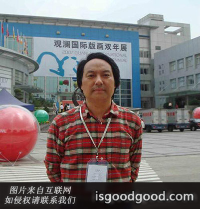 向思楼人物照片