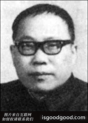 萧育轩人物照片