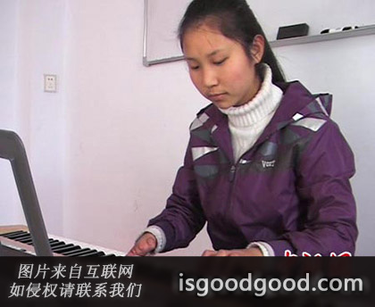 郑桂桂人物照片