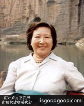 夏培卓人物照片