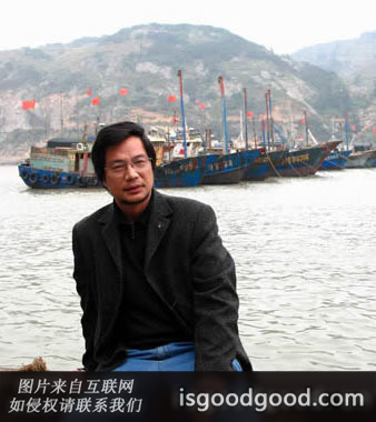 汤养宗人物照片