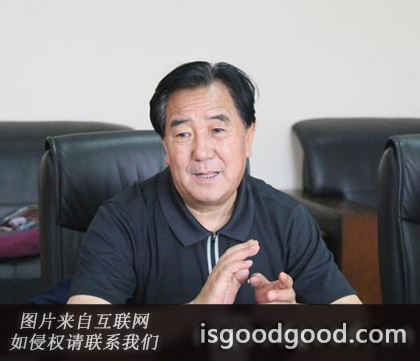 高建群人物照片