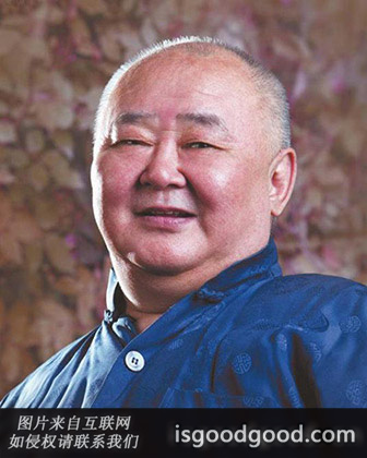 叶选宁人物照片