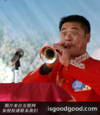 尹明山人物照片