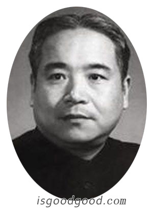 冀朝鼎人物照片