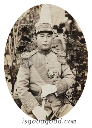 王天纵人物照片