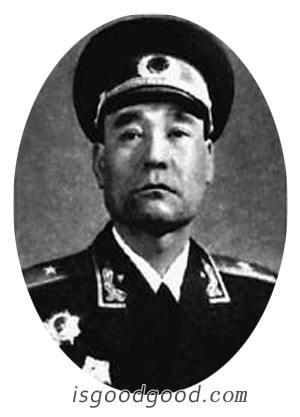 王光华人物照片