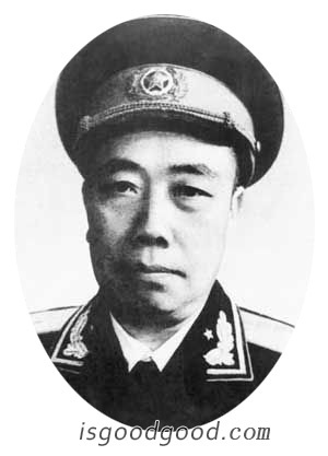 周贯五人物照片