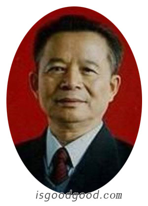 何竹康人物照片