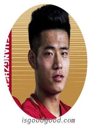 吴峪多人物照片